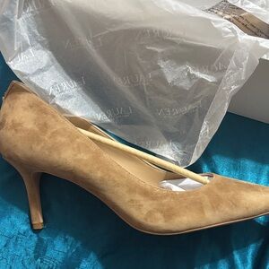 Lauren Ralph Lauren Tan Suede Heels